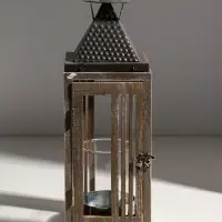 Подсвечник дерево на 1 свечу "Фонарь, окна с рейками" d=7,3 см 11,2х11,2х34 см