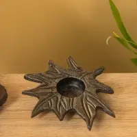 Подсвечник для чайной свечи "Кленовый лист" алюминий 14х14х2 см