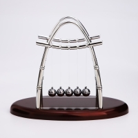 Маятник "Стрессоуталин" овал маленький 10,5*18*13,5