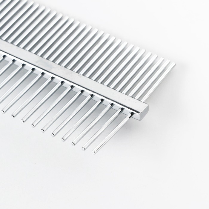 Расчёска двухсторонняя Расчёска двухсторонняя "Лапки" с прямыми зубьями, пластиковая ручка, синяя