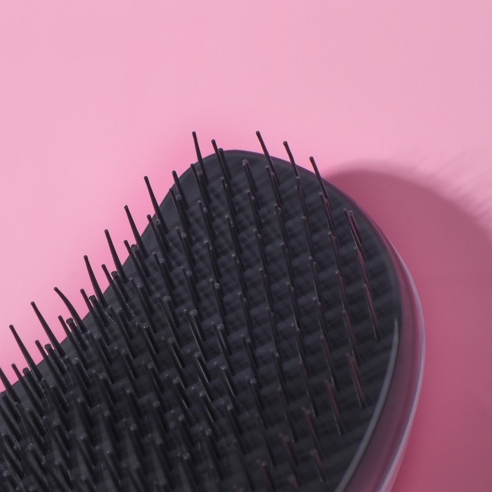 Расчёска массажная, 7,5 × 12,5 см, цвет белый Расчёска массажная, 7,5 × 12,5 см, цвет белый