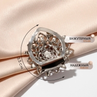 Зажим для платка &laquo;Цветок&raquo; изящный, цвет радужно-розовый в серебре