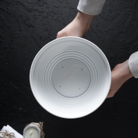 Горшок с подставкой &laquo;Алиса&raquo;, 1,5 л, цвет белый