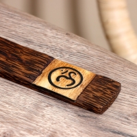 Подставка под благовония "Ом" пальма, рог 25 см Подставка под благовония "Ом" пальма, рог 25 см