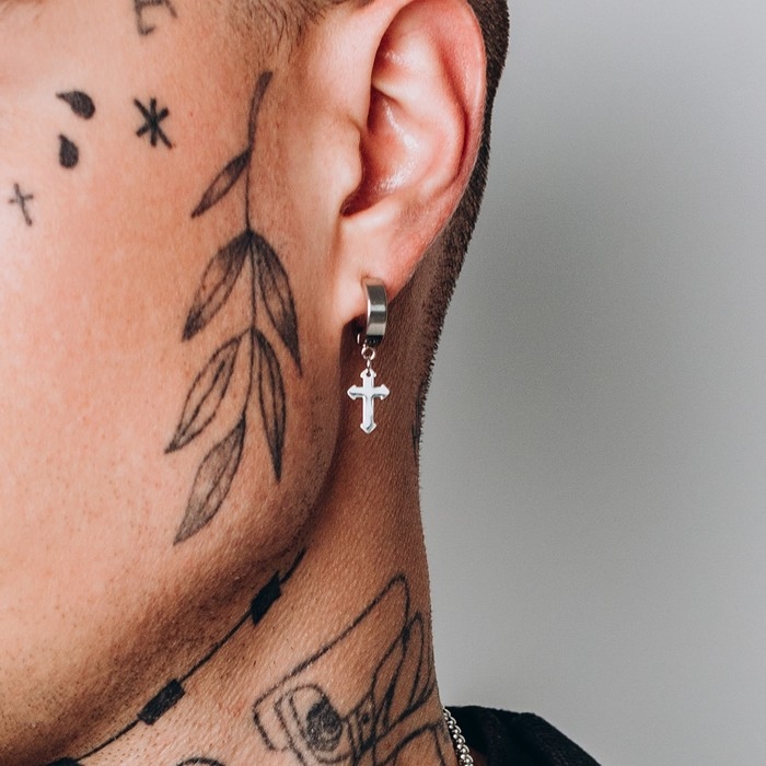 Моно-серьга &laquo;Крестик&raquo; мини, цвет серебро