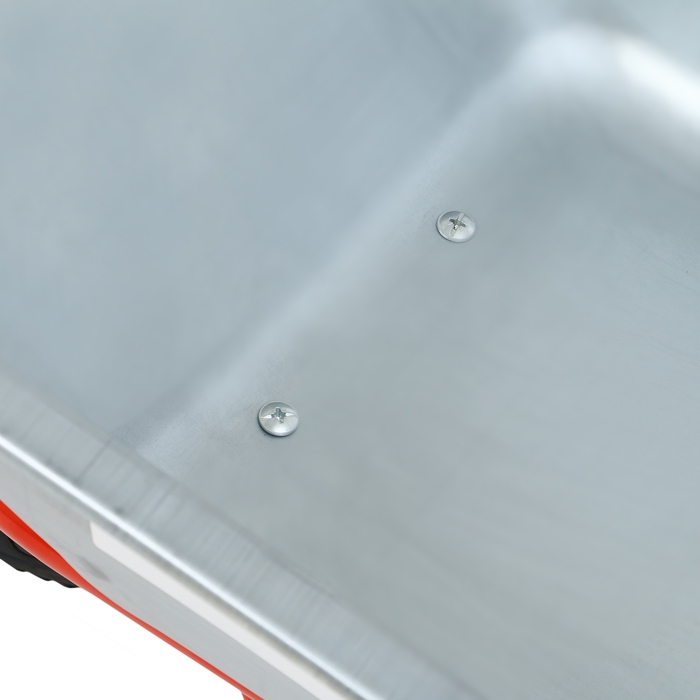 Тачка строительная, 1 пневмоколесо, груз/п 200 кг, объем 110 л, оцинкованный кузов 0,8 мм, Greengo Тачка строительная, 1 пневмоколесо, груз/п 200 кг, объем 110 л, оцинкованный кузов 0,8 мм, Greengo