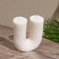 Свеча "U" 3х7х8 см, cоевый воск Свеча "U" 3х7х8 см, cоевый воск