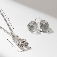 Гарнитур 2 предмета: серьги, кулон «Космонавт», цвет чернёное серебро, 41 см Гарнитур 2 предмета: серьги, кулон «Космонавт», цвет чернёное серебро, 41 см