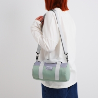 Сумка молодёжная на молнии, цвет зелёный Сумка молодёжная на молнии, цвет зелёный