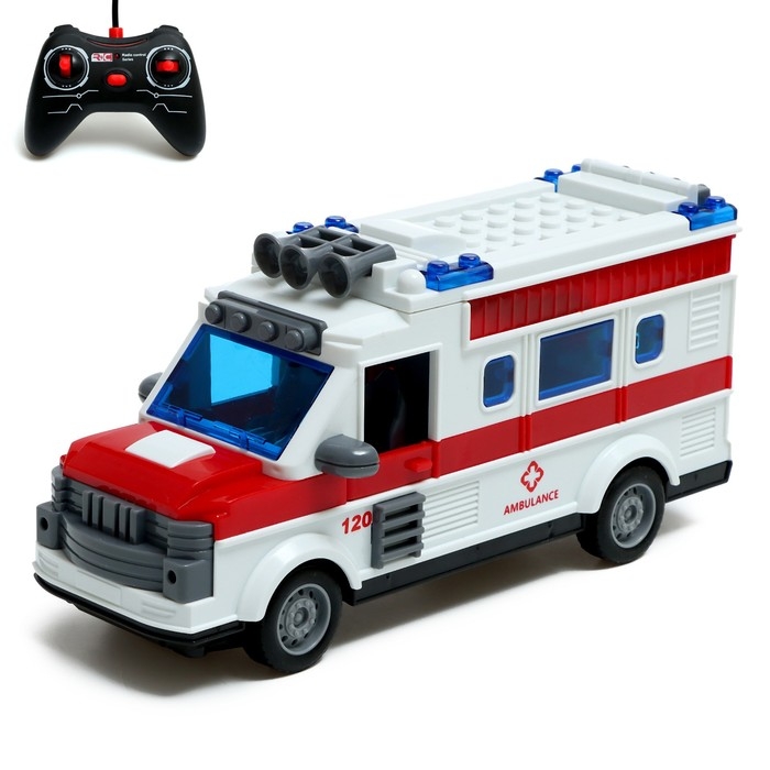 Машина радиоуправляемая &laquo;Скорая помощь&raquo;, световые эффекты, работает от батареек