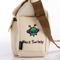 Сумка молодёжная на молнии, цвет молочный Сумка молодёжная на молнии, цвет молочный