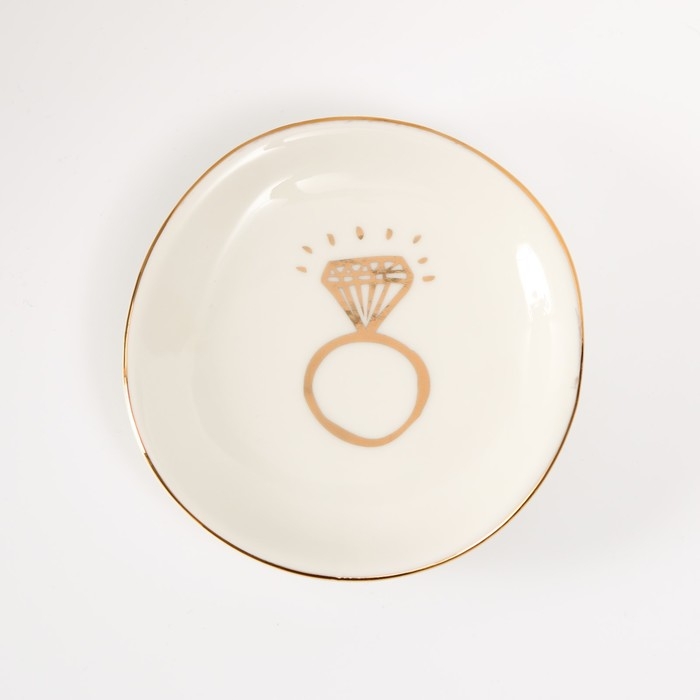 Сувенир керамика подставка под кольца Сувенир керамика подставка под кольца "Кольцо с бриллиантом" 10,5х10х1,6 см