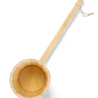 Ковш-черпак из липы 1.5л, 49 см, нержавеющий обруч, с горизонтальной ручкой
