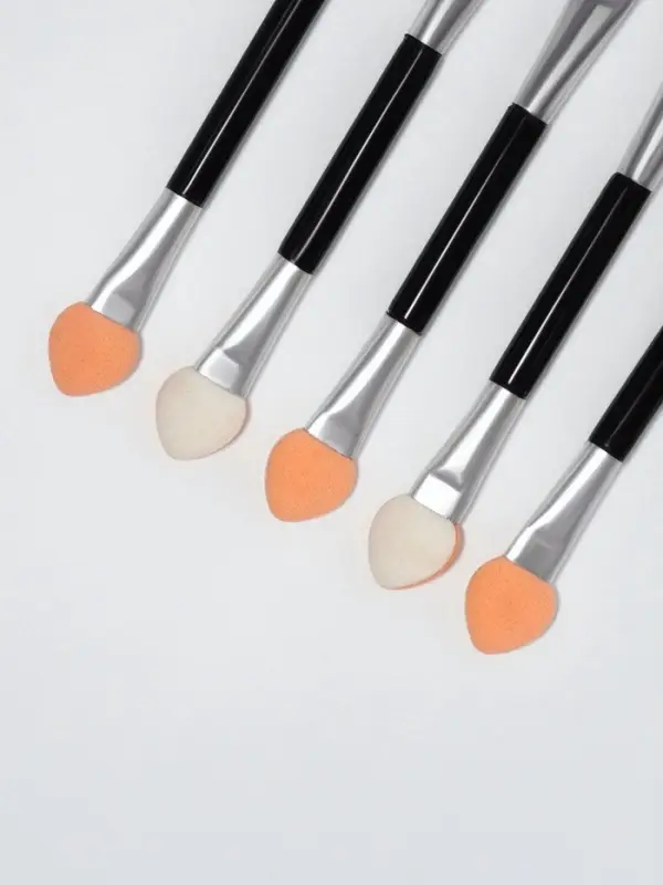 Набор аппликаторов для теней, с кистью, двусторонние, 5 шт, 7,5 см, цвет чёрный/серебристый