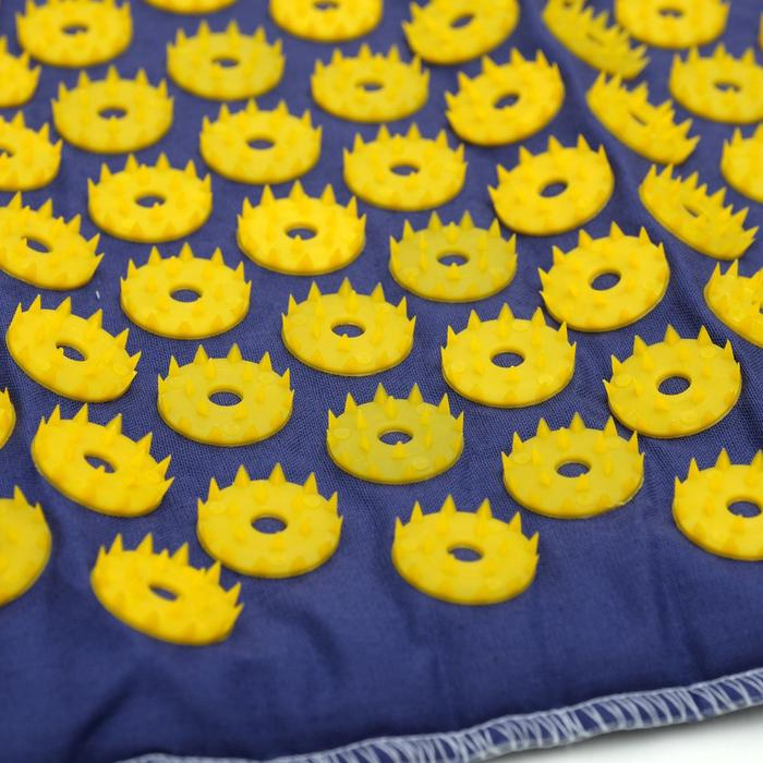 Комплект аппликаторов Azovmed: "Коврик" на мягкой подложке, 242 колючки, 41х60 см + &laquo;Валик&raquo;, 90 колючек, 38х10 см, сине-жёлтый