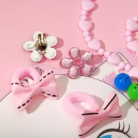 Набор детский «Выбражулька» 6 предметов:2 резинки, клипсы, бусы, браслет, фломастер, котёнок, цветной Набор детский «Выбражулька» 6 предметов:2 резинки, клипсы, бусы, браслет, фломастер, котёнок, цветной