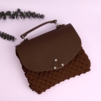 Крышка-клапан для сумки, с ручкой, на магнитной кнопке, 23 &times; 21 см, цвет коричневый/серебряный