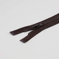 Молния «Трактор», №8, разъёмная, замок автомат, 80 см, цвет коричневый Молния «Трактор», №8, разъёмная, замок автомат, 80 см, цвет коричневый