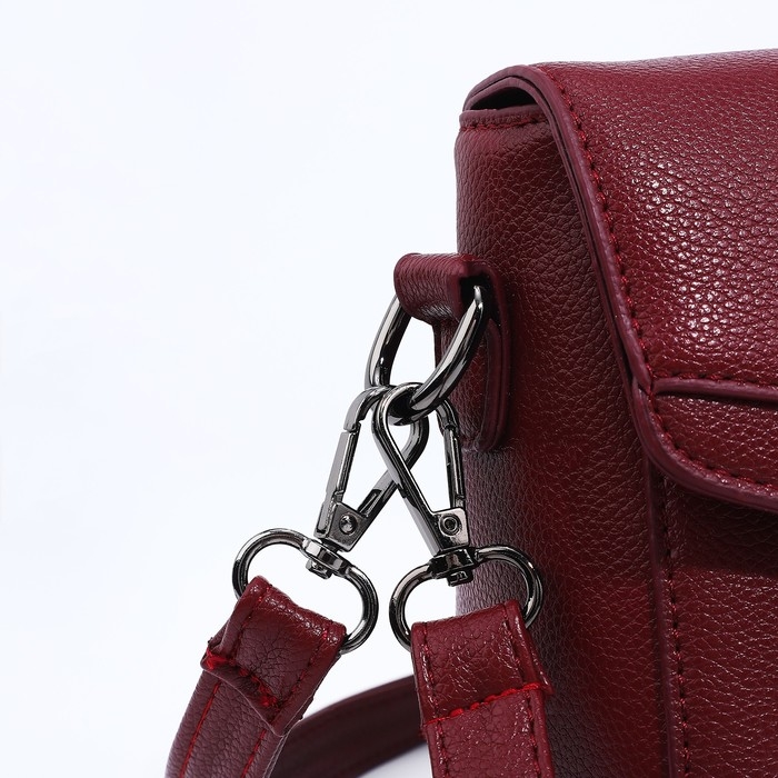 Сумка-мессенджер на магните, цвет бордовый Сумка-мессенджер на магните, цвет бордовый