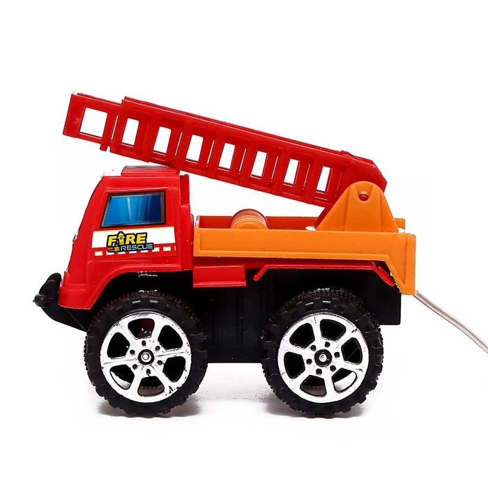 Машина &laquo;Стройтехника&raquo;, на дистанционном управлении, работает от батареек, МИКС