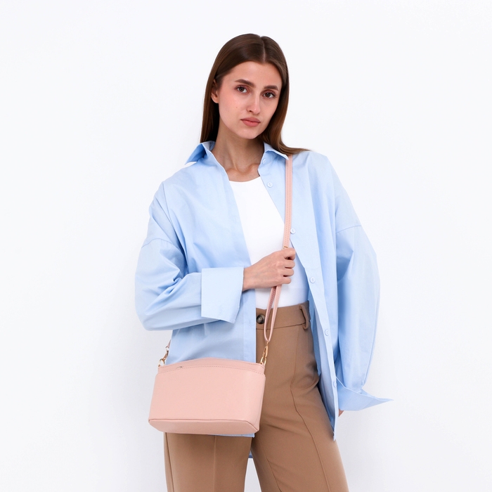Сумка женская кросс-боди на молнии, цвет пудровый Сумка женская кросс-боди на молнии, цвет пудровый