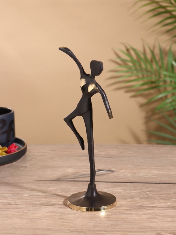 Сувенир "Танец" латунь 7х7х22 см