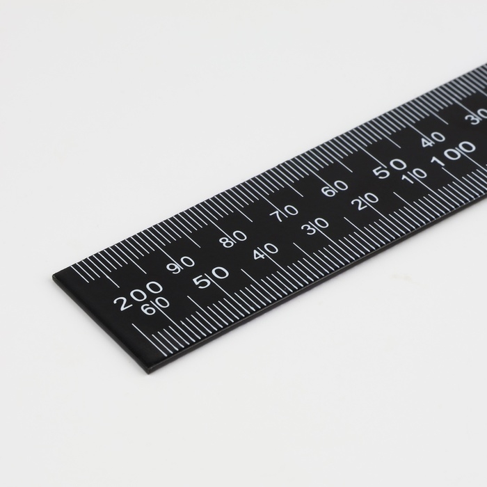 Линейка угольник, 20 × 30 см, S = 1,4 см, цвет чёрный Линейка угольник, 20 × 30 см, S = 1,4 см, цвет чёрный