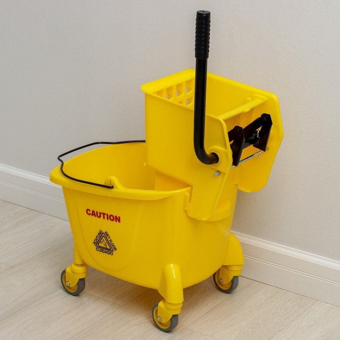 Тележка уборочная с механическим отжимом, 24 л, цвет жёлтый Тележка уборочная с механическим отжимом, 24 л, цвет жёлтый