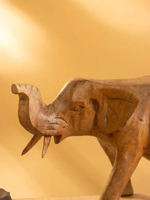 Сувенир "Слон" дерево Суар, 24х11х16 см, цв. бежевый