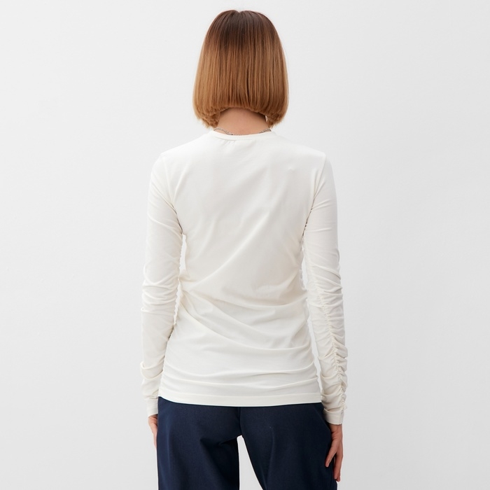 Лонгслив женский со сборкой MINAKU: Casual Collection цвет экрю, р-р 48