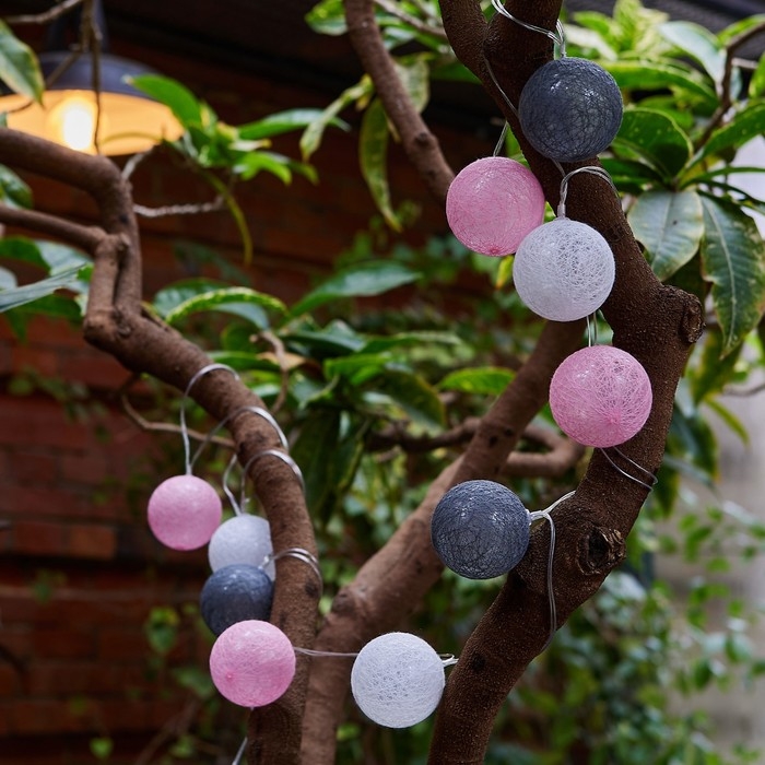 Садовая гирлянда на солнечной батарее &laquo;Клубки&raquo; Uniel, IP44, 1,8 м, теплый белый