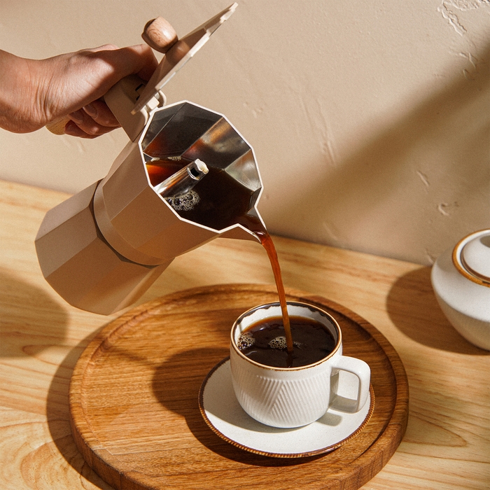 Кофеварка гейзерная SL Home &laquo;Ферамо&raquo;, 300 мл, 11&times;15,5&times;20 см, цвет бежевый