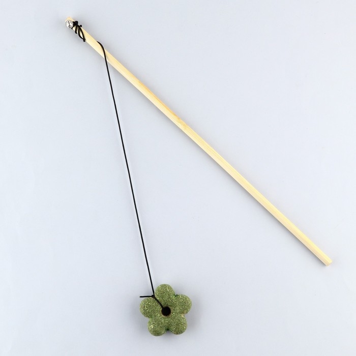 Дразнилка для кошки с кошачьей мятой «Цветочек» Дразнилка для кошки с кошачьей мятой «Цветочек»