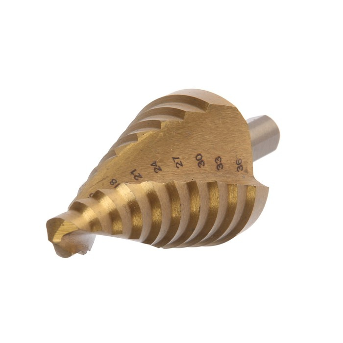 Сверло ступенчатое ТУНДРА ПРОФИ, HSS, TiN, спиральный профиль, трехгран. хвостовик, 9-36 мм Сверло ступенчатое ТУНДРА ПРОФИ, HSS, TiN, спиральный профиль, трехгран. хвостовик, 9-36 мм