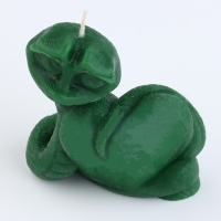 Новогодняя свеча интерьерная &laquo;Новый год: Змейка милашка&raquo;, зелёная, 69 х 61 х 36