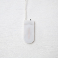 Гирлянда &laquo;Мишура&raquo; 1 м роса, IP20, красная нить, 22 LED, 8 слоёв, d=3 см,батарейки CR2032х2 (в комплекте), свечение белое