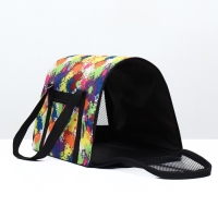 Сумка - переноска для животных "Принт", размер M, 43 х 27 х 30 см, клаксы Сумка - переноска для животных "Принт", размер M, 43 х 27 х 30 см, клаксы