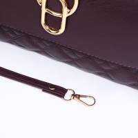 Сумка-клатч на магните, длинный ремень, цвет фиолетовый Сумка-клатч на магните, длинный ремень, цвет фиолетовый