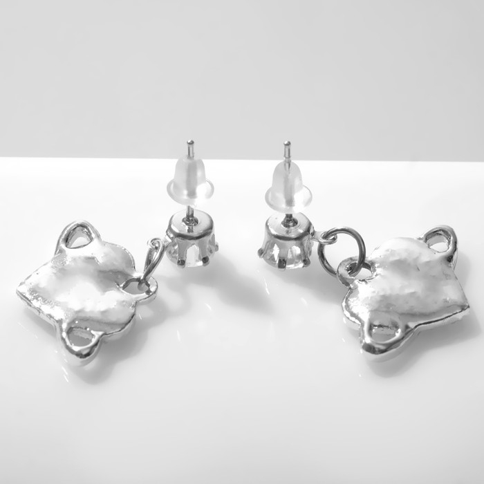 Серьги со стразами «Сердце» планета, цвет белый в серебре Серьги со стразами «Сердце» планета, цвет белый в серебре