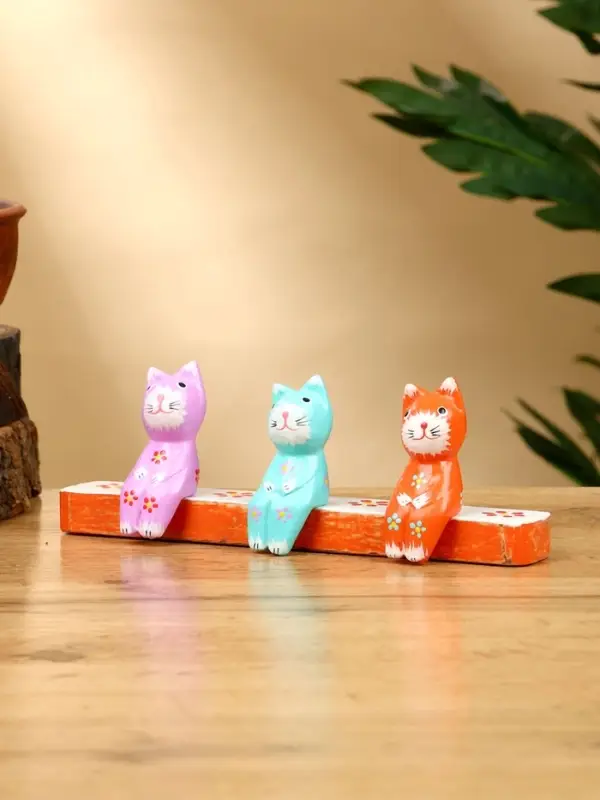 Сувенир "Котики на скамейке" дерево 18х4х7 см