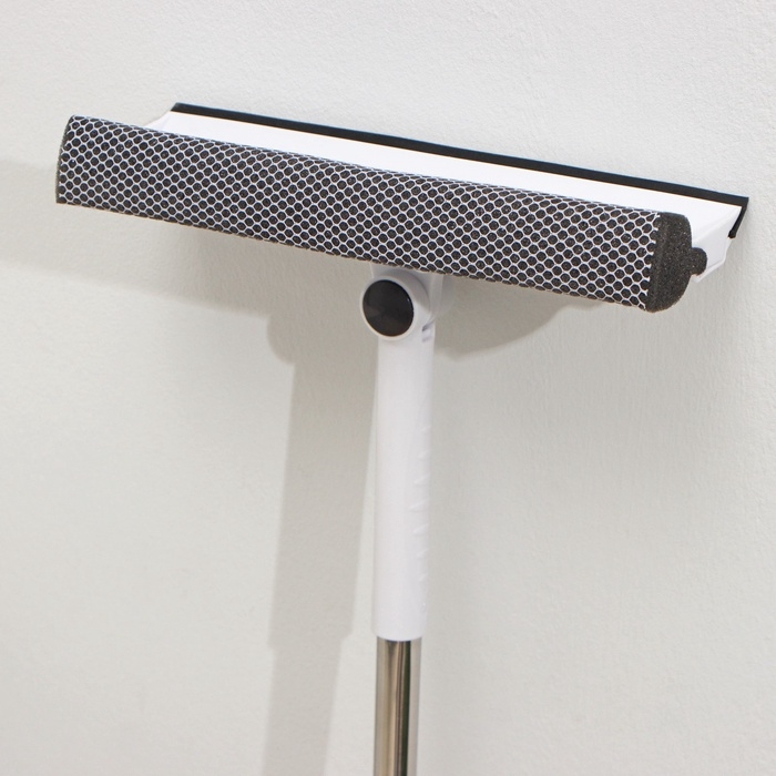 Окномойка с поролоновой насадкой Raccoon, телескопическая ручка, поворот на 180&deg;, 26&times;3,5&times;98(128)