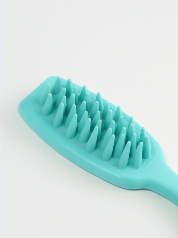 Расческа с круп зубьями 21*5,7*4см силикон голуб пакет QF