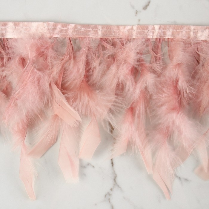 Тесьма с перьями индюка, 13-17 см, 5 &plusmn; 0,5 м, цвет пудровый