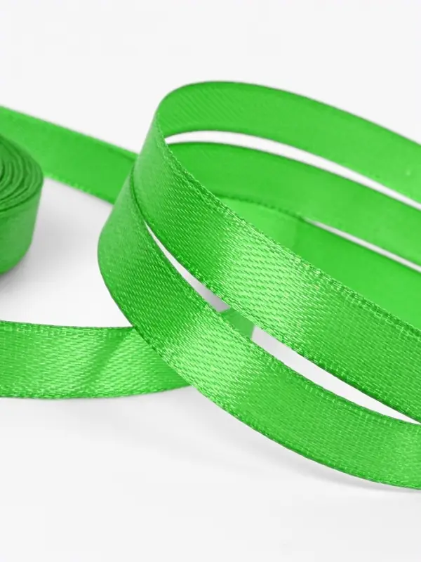 Лента атласная, 10 мм, 23&plusmn;1 м, зелёная №52
