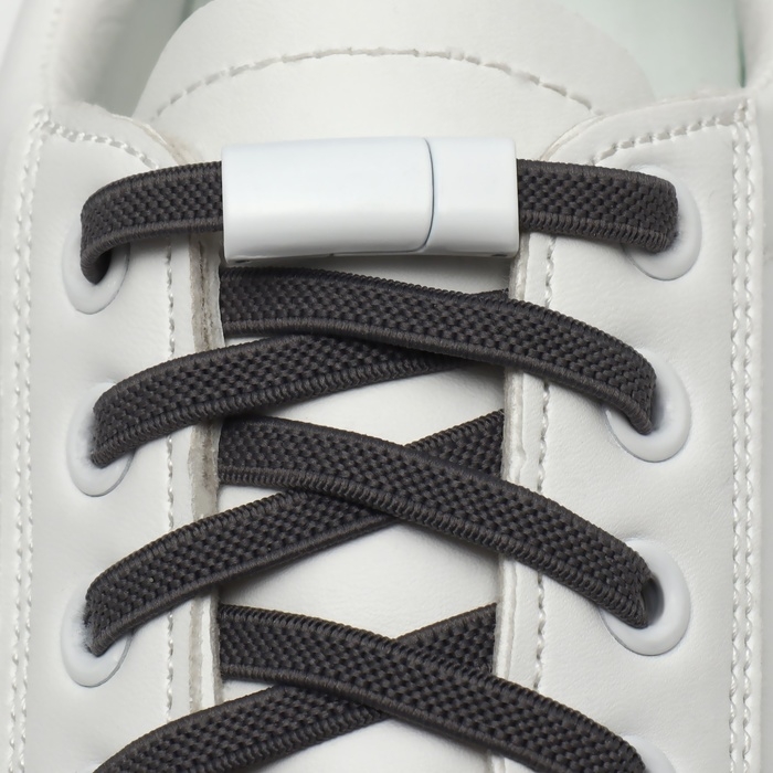 Фиксатор для шнурков, на магнитах, пара, размер 2,6 &times; 2 &times; 0,7 см, цвет белый