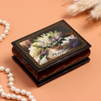 Шкатулка &laquo;Ландыши&raquo;, черная, 8&times;10,5 см, лаковая миниатюра