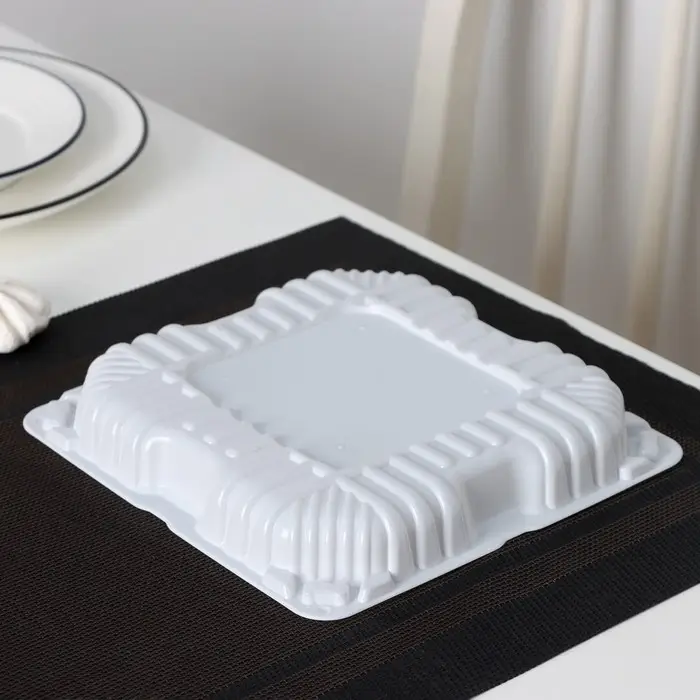 Дно для тортницы пластиковое одноразовое ИП-43, 18,5&times;18,5&times;10,5 см, внутренний 16&times;16&times;10 см, 480 шт/уп