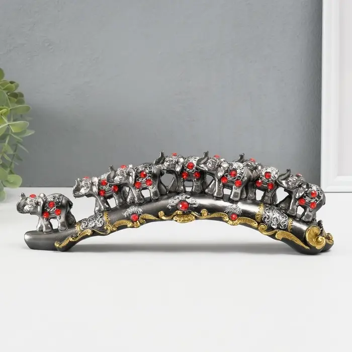 Фигурка полистоун &laquo;7 слонов на дуге со стразами&raquo;, 29.5&times;7&times;5 см