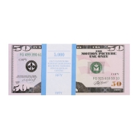 Пачка купюр 50 долларов