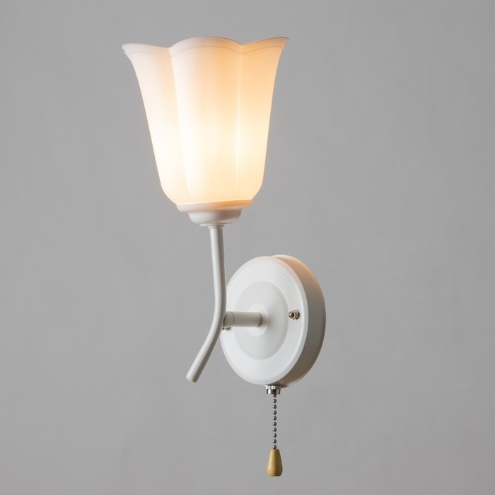 Бра Бра "Онлайн" (цвет.) 1х15Вт Е27 МОДЕЛЬ:BR 02083 белый 10,5х15х27см